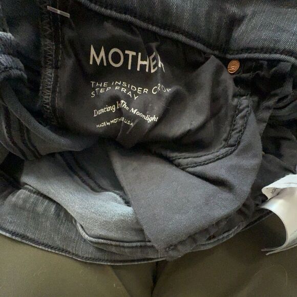 Mother Jeans the Insider Fray Cropped Black Jeans - Picture 7 of 8